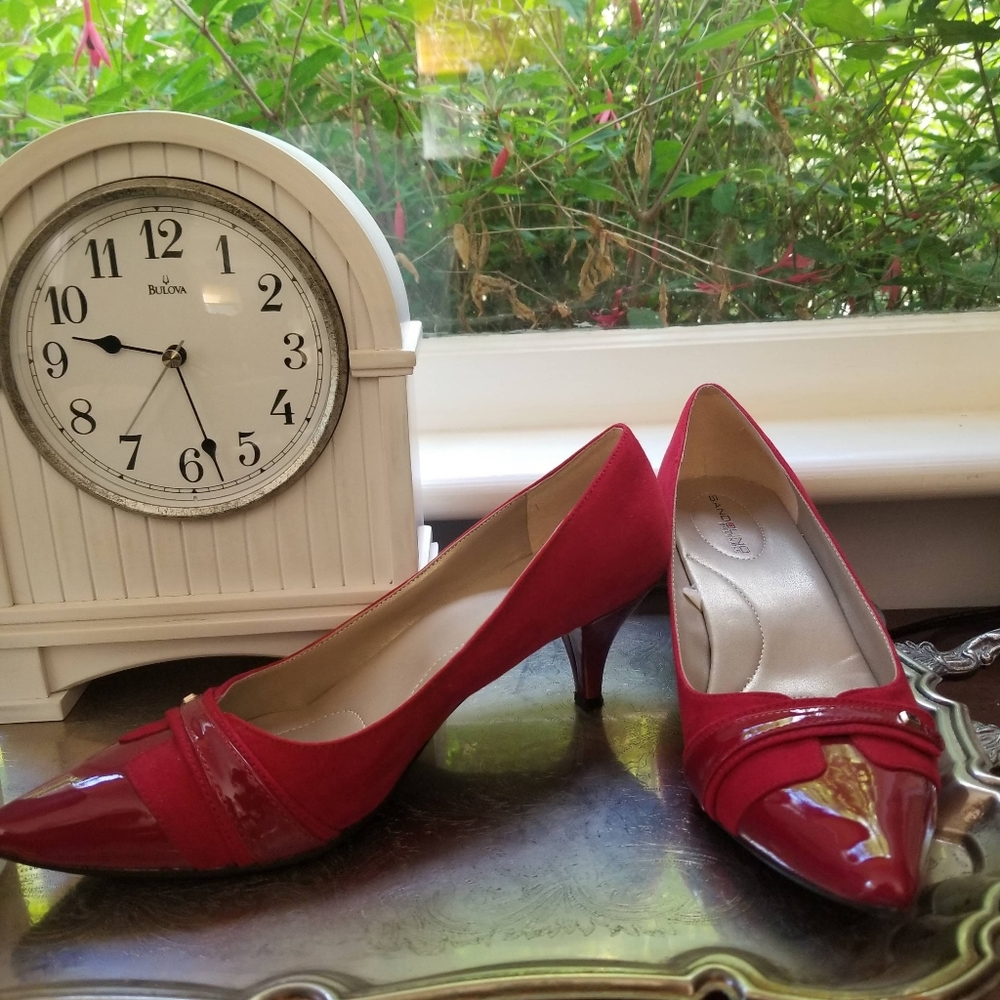 Bandolino B Flexible Red Patent Leather Heels